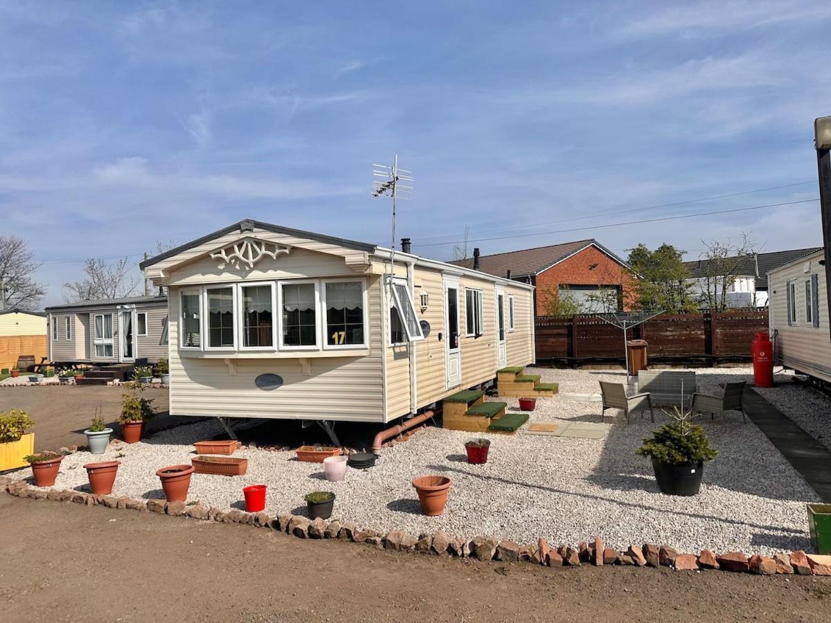 Willerby Granada 2-Bedroom Caravan, Glasgow Uddingston Luaran gambar